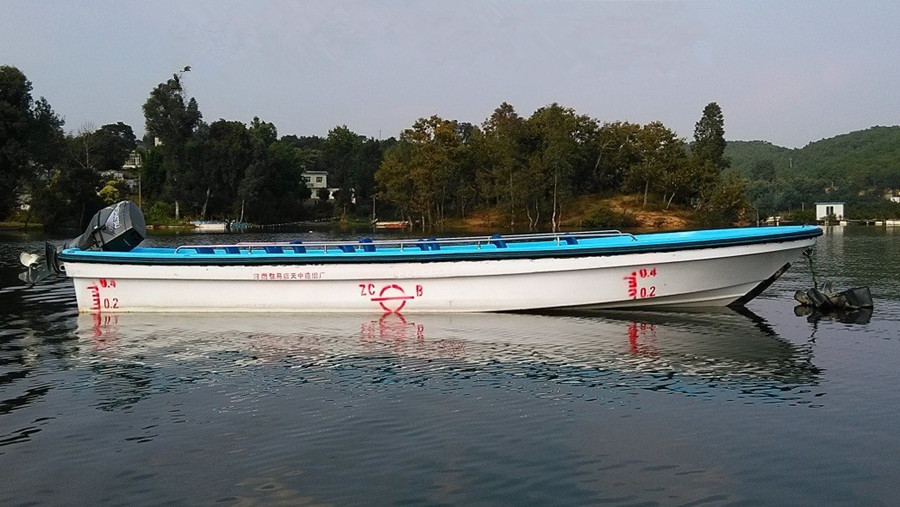 TZN700高速艇